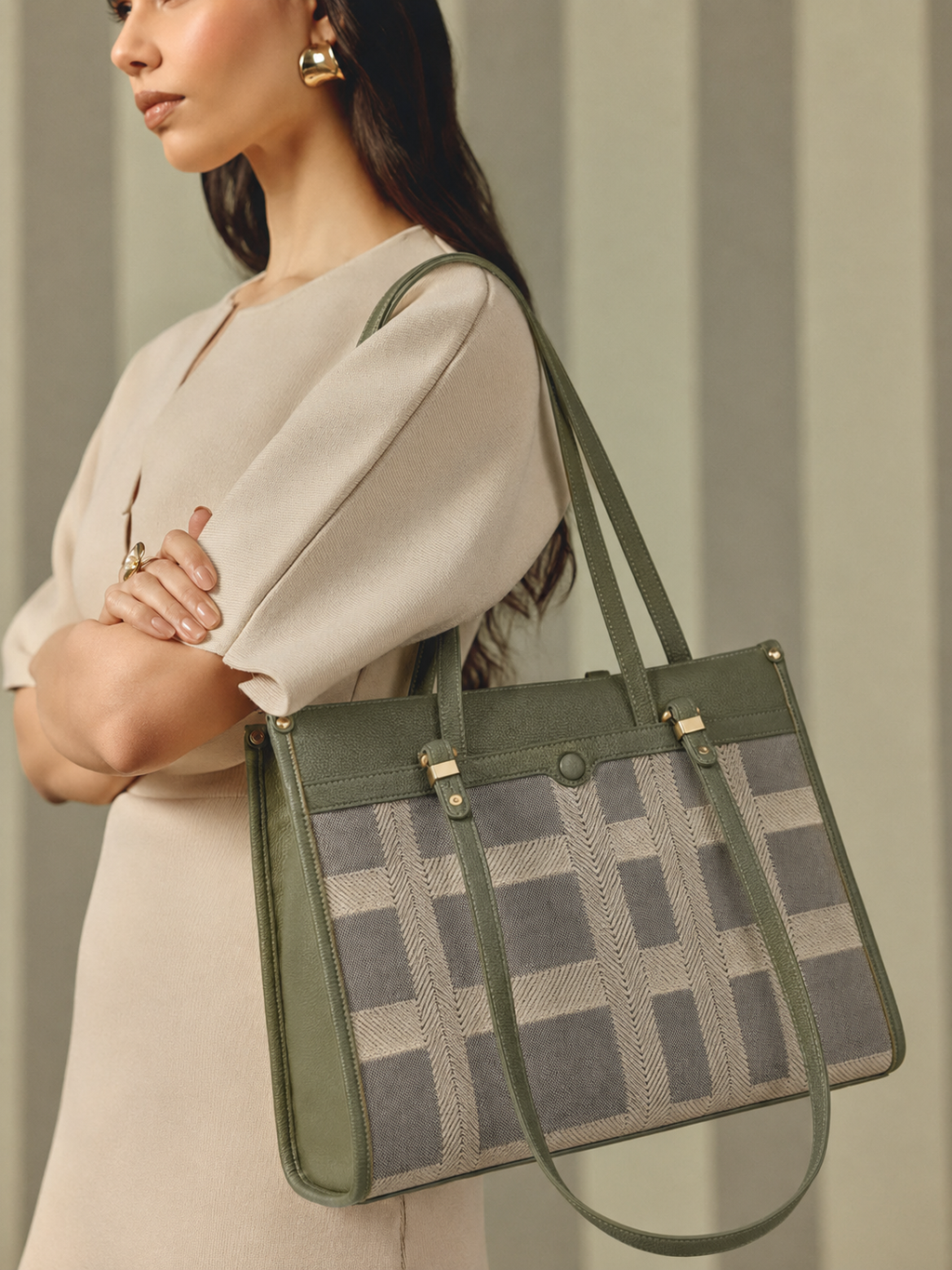 Vinenna Office Tote Bag